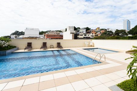 Apartamento à venda com 62m², 2 quartos e 1 vaga Apartamento à venda com 62m², 2 quartos e 1 vagaÁrea comum - Piscina