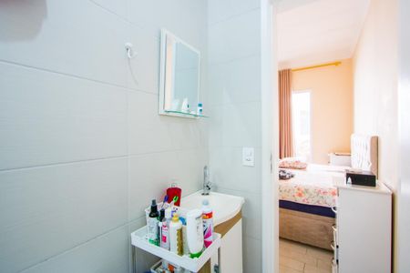 Apartamento à venda com 100m², 2 quartos e 1 vaga Apartamento à venda com 100m², 2 quartos e 1 vagaBanheiro do quarto 1