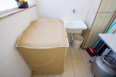 Apartamento à venda com 100m², 2 quartos e 1 vaga Apartamento à venda com 100m², 2 quartos e 1 vagaÁrea de serviço/Espaço gourmet