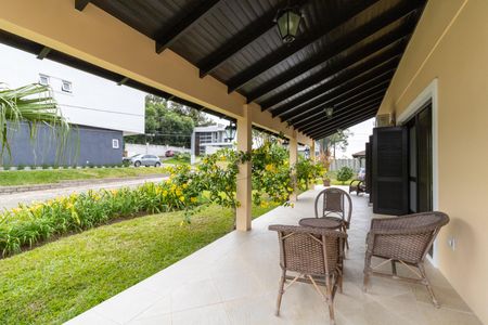 Casa de condomínio para alugar com 455m², 4 quartos e 2 vagas Casa de condomínio para alugar com 455m², 4 quartos e 2 vagasVaranda