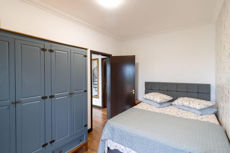 Casa de condomínio para alugar com 455m², 4 quartos e 2 vagas Casa de condomínio para alugar com 455m², 4 quartos e 2 vagasQuarto 1