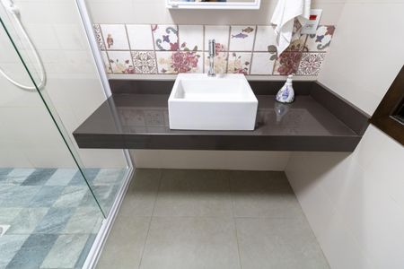 Casa de condomínio para alugar com 455m², 4 quartos e 2 vagas Casa de condomínio para alugar com 455m², 4 quartos e 2 vagasBanheiro 3