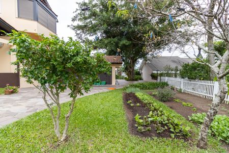 Casa de condomínio para alugar com 455m², 4 quartos e 2 vagas Casa de condomínio para alugar com 455m², 4 quartos e 2 vagasJardim