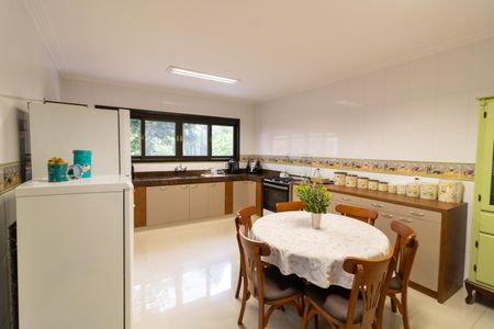 Casa de condomínio para alugar com 455m², 4 quartos e 2 vagas Casa de condomínio para alugar com 455m², 4 quartos e 2 vagasCozinha