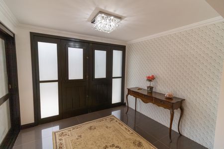 Casa de condomínio para alugar com 455m², 4 quartos e 2 vagas Casa de condomínio para alugar com 455m², 4 quartos e 2 vagasHall de entrada
