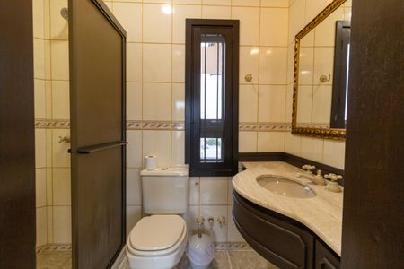 Casa de condomínio para alugar com 455m², 4 quartos e 2 vagas Casa de condomínio para alugar com 455m², 4 quartos e 2 vagasBanheiro 2