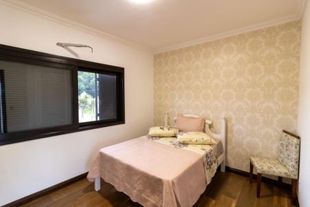 Casa de condomínio para alugar com 455m², 4 quartos e 2 vagas Casa de condomínio para alugar com 455m², 4 quartos e 2 vagasQuarto 2