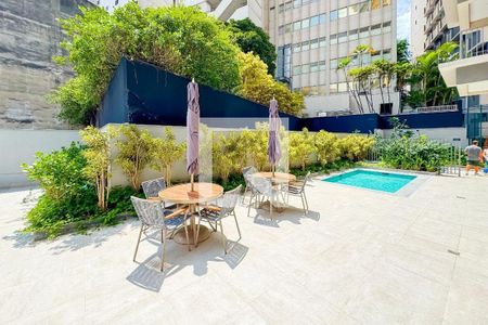 Apartamento à venda com 74m², 2 quartos e 1 vagaÁrea comum - Piscina