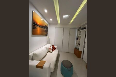 Apartamento à venda com 38m², 1 quarto e sem vaga Apartamento à venda com 38m², 1 quarto e sem vagaSala