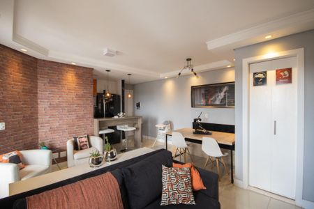 Apartamento à venda com 65m², 2 quartos e 1 vagaSala