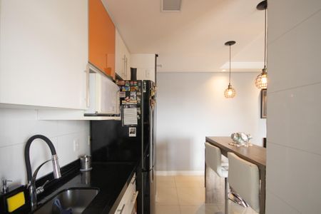 Apartamento à venda com 65m², 2 quartos e 1 vagaCozinha e Área de serviço