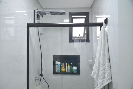 Apartamento à venda com 117m², 2 quartos e 2 vagasBanheiro da Suíte