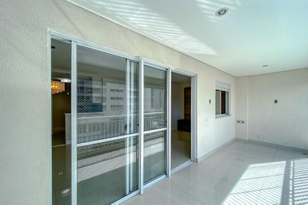 Apartamento à venda com 112m², 3 quartos e 2 vagasVaranda da Sala