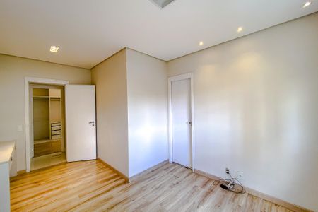 Apartamento à venda com 112m², 3 quartos e 2 vagasSuíte 2