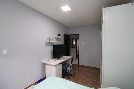 Casa à venda com 300m², 5 quartos e 2 vagasQuarto