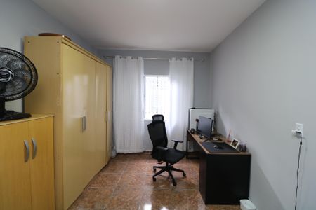 Casa à venda com 300m², 5 quartos e 2 vagasQuarto 2