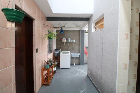 Casa à venda com 300m², 5 quartos e 2 vagasÁrea de Serviço