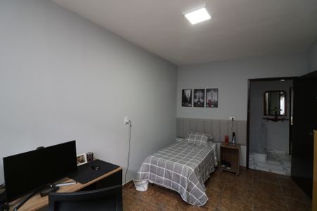 Casa à venda com 300m², 5 quartos e 2 vagasQuarto 2