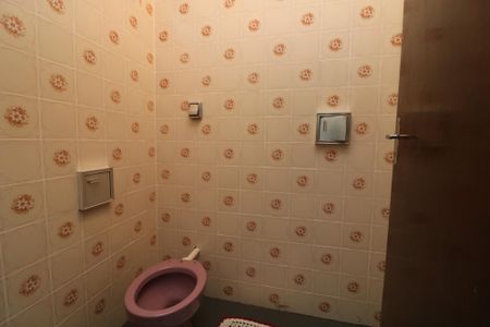 Casa à venda com 300m², 5 quartos e 2 vagasBanheiro de serviço