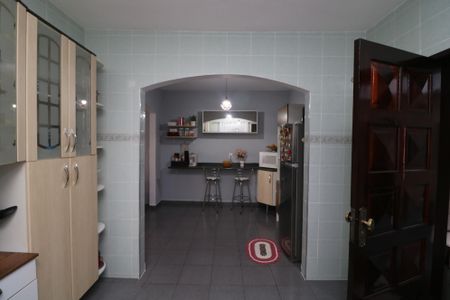 Casa à venda com 300m², 5 quartos e 2 vagasCozinha