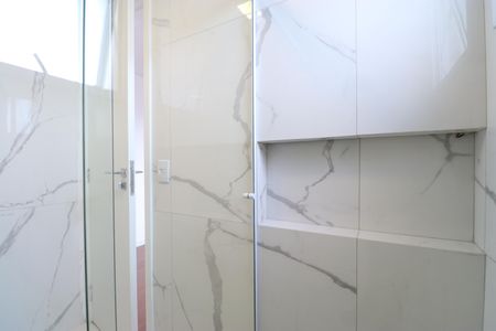 Apartamento à venda com 290m², 4 quartos e 4 vagasBanheiro da Suíte 1