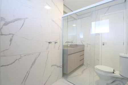 Apartamento à venda com 290m², 4 quartos e 4 vagasBanheiro da Suíte 4