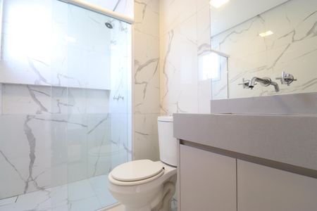 Apartamento à venda com 290m², 4 quartos e 4 vagasBanheiro da Suíte 2