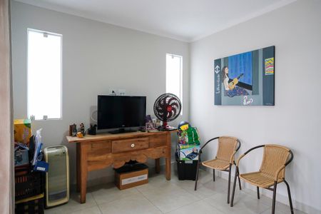 Casa à venda com 280m², 4 quartos e 5 vagasSala de TV