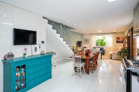 Casa à venda com 280m², 4 quartos e 5 vagasCozinha