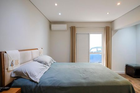 Casa à venda com 280m², 4 quartos e 5 vagasSuíte