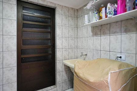 Casa à venda com 280m², 4 quartos e 5 vagasÁrea de serviço