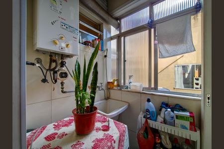 Apartamento à venda com 60m², 2 quartos e 1 vagaÁrea de Serviço