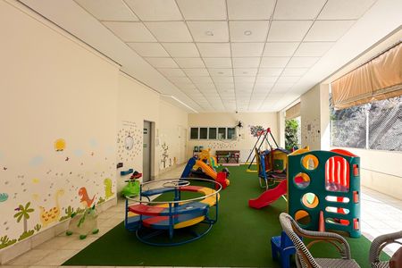 Apartamento à venda com 96m², 2 quartos e 1 vaga Apartamento à venda com 96m², 2 quartos e 1 vagaPlayground