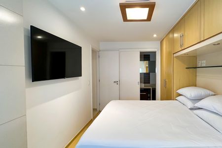 Apartamento à venda com 96m², 2 quartos e 1 vaga Apartamento à venda com 96m², 2 quartos e 1 vagaSuíte