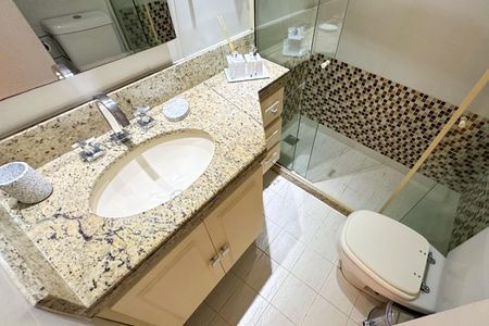 Apartamento à venda com 96m², 2 quartos e 1 vaga Apartamento à venda com 96m², 2 quartos e 1 vagaBanheiro Social