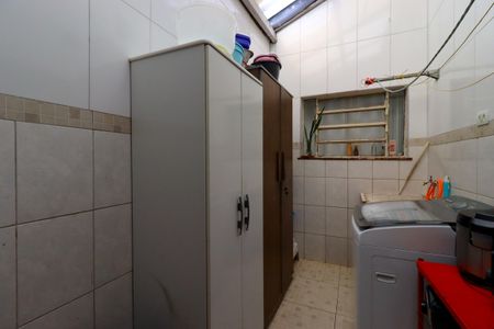 Casa à venda com 250m², 3 quartos e 4 vagasÁrea de Serviço