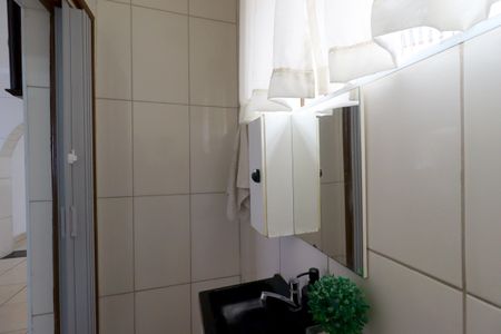 Casa à venda com 250m², 3 quartos e 4 vagasLavabo