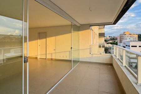 Apartamento à venda com 113m², 3 quartos e 3 vagas Apartamento à venda com 113m², 3 quartos e 3 vagasVaranda da Sala