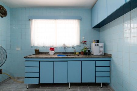 Casa à venda com 240m², 4 quartos e 3 vagas Casa à venda com 240m², 4 quartos e 3 vagasCozinha