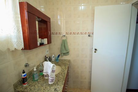 Casa à venda com 140m², 3 quartos e 1 vaga Casa à venda com 140m², 3 quartos e 1 vagaBanheiro 1