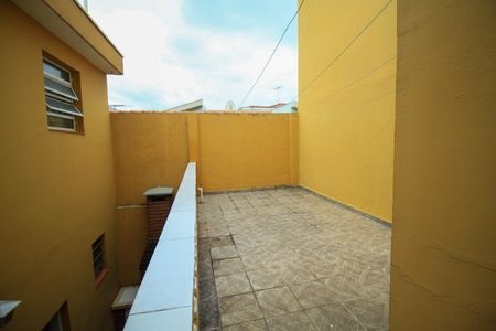 Casa à venda com 140m², 3 quartos e 1 vaga Casa à venda com 140m², 3 quartos e 1 vagaQuintal