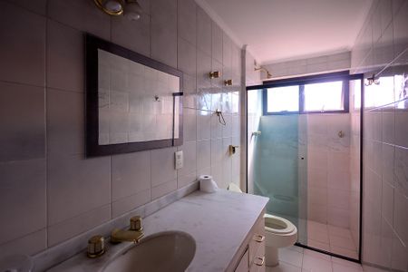 Apartamento à venda com 198m², 3 quartos e 4 vagas Apartamento à venda com 198m², 3 quartos e 4 vagasBanheiro Social
