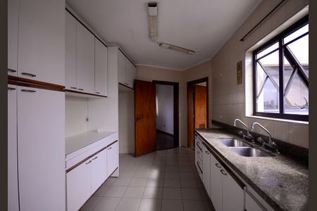 Apartamento à venda com 198m², 3 quartos e 4 vagas Apartamento à venda com 198m², 3 quartos e 4 vagasCozinha