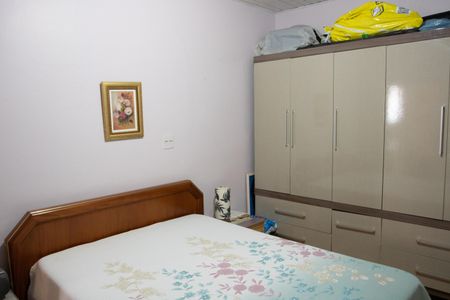 Casa à venda com 415m², 4 quartos e 1 vaga Casa à venda com 415m², 4 quartos e 1 vagaQUARTO 1- CASA 2