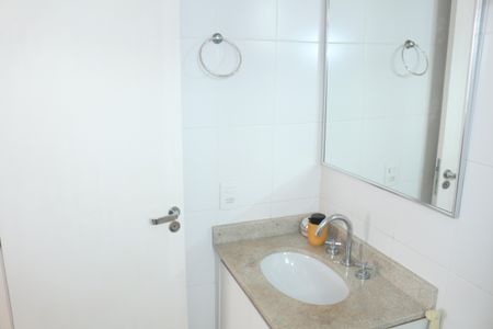 Apartamento à venda com 70m², 2 quartos e 1 vagaBanheiro da Suíte 1