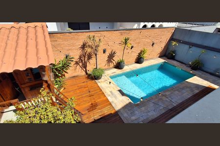 Casa à venda com 330m², 3 quartos e 7 vagasVista da Suíte 2