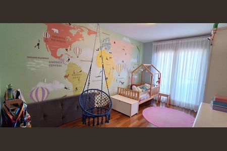 Casa à venda com 330m², 3 quartos e 7 vagasSuíte 2