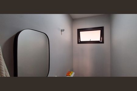 Casa à venda com 330m², 3 quartos e 7 vagasLavabo