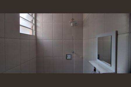 Casa à venda com 240m², 2 quartos e 3 vagasBanheiro Social