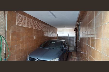 Casa à venda com 240m², 2 quartos e 3 vagasGaragem